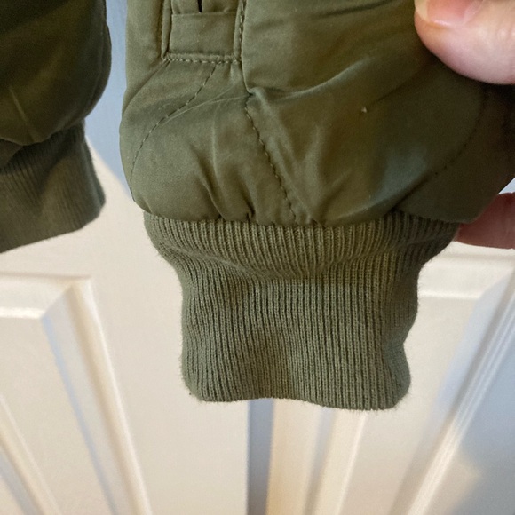 Baby Gap Olive Green Quilted Snowsuit With Hood Size 6-12 Months New Without Tag - Picture 7 of 9